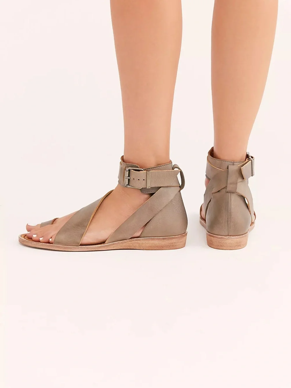 JUTY Toe Loop Ankle Strap Flat Sandals Women Size 10 Gladiator Comfor See Photo